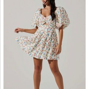 Beautiful summer/spring dress